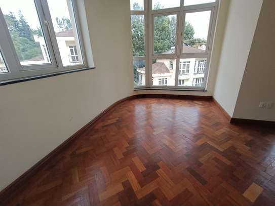 6 Bed Townhouse with En Suite at Lavington image 1