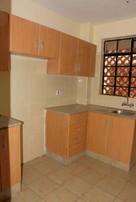 Serviced 2 Bed Apartment with En Suite at Mombasa Road image 3