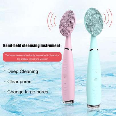Electric Silicone Deep Pore Cleanser Face Brush image 1