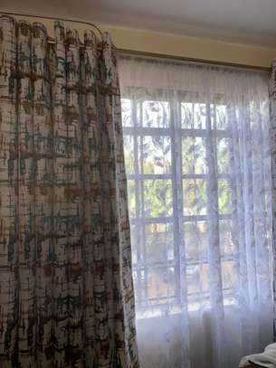 Good quality curtains image 1
