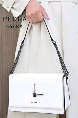 PEDRA Leather Shoulder Bag Medium Dark Brown image 9