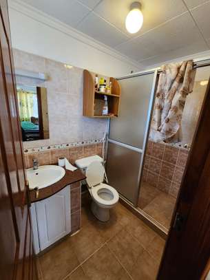 4 Bed Townhouse with En Suite in Brookside image 17