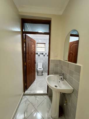 4 Bedroom Villa for sale image 9
