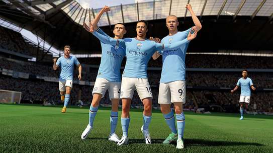 PLAYSTATION FIFA 23 image 3