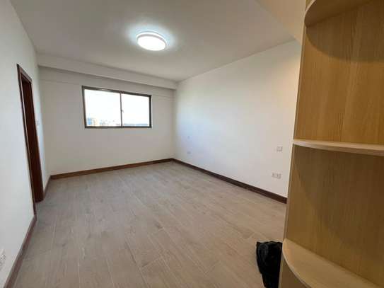 4 Bed Apartment with En Suite in Lavington image 1