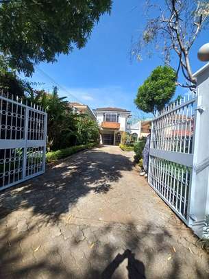 4 Bed Villa with En Suite at Grevillea Groove image 3