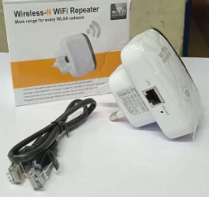 Wireless N Wifi Repeater. image 1