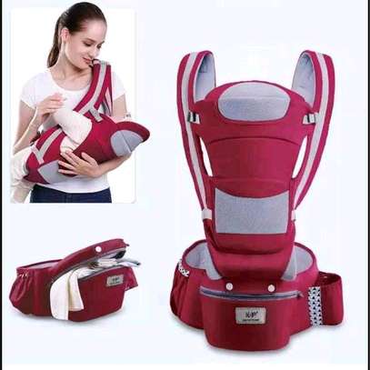 Three in one 3'1 hipseat baby carrier image 2