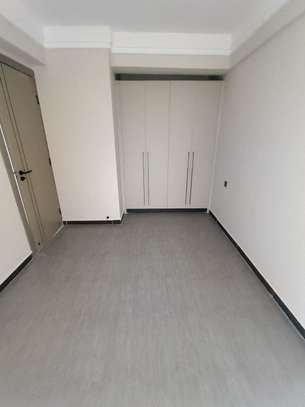 3 Bed Apartment with Gym in Kilimani image 7