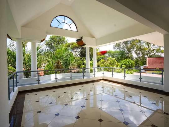 5 Bed House in Karen image 8