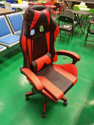 Gaming chair image 1