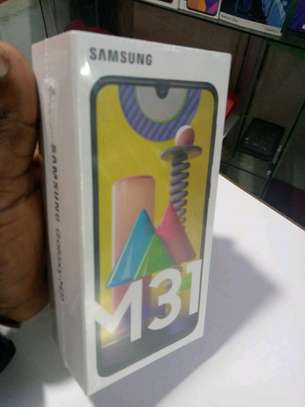 Samsung M31 128 6gb tam, 6000mAh battery, 6.4 Display(in shop) image 1