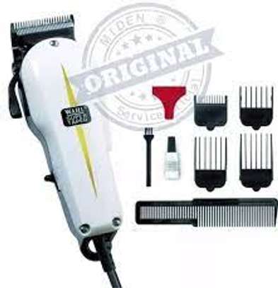Wahl Super Taper Hair Clipper Classic Series Shaving Machine image 2