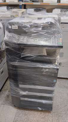 Kyocera TA 300i  photocopier machine image 1