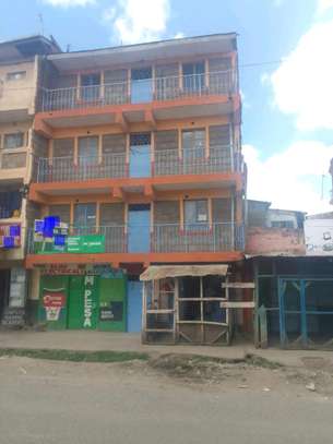 Flat for sale Kayole Corner. Nairobi image 1
