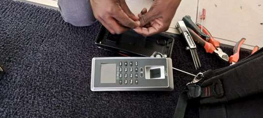 Biometric Access Control and Time Attendance Repair image 3