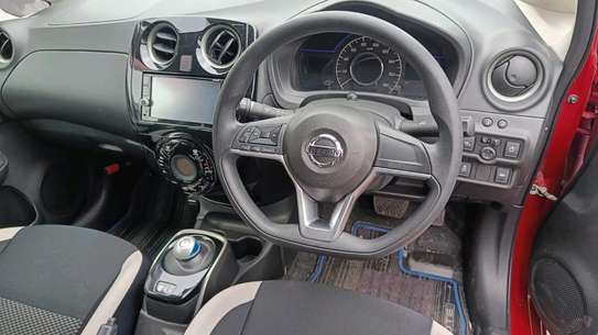 Nissan Note E power image 5