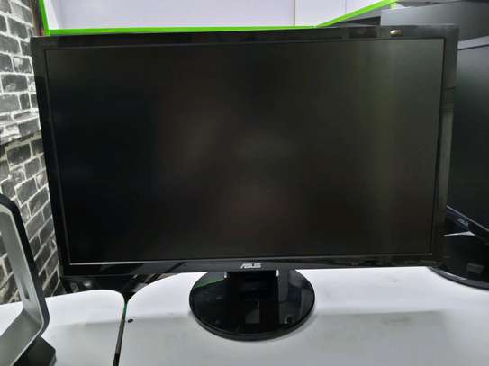 24 inch monitor with HDMI image 1
