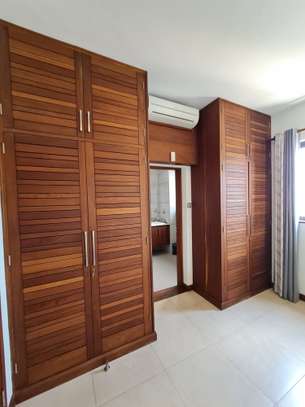 Furnished 3 Bed Apartment with En Suite in Nyali Area image 12