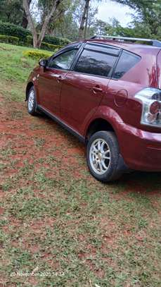 Toyota Corolla Verso (Wish) 7 Seater Clean Manual 2005 model image 4