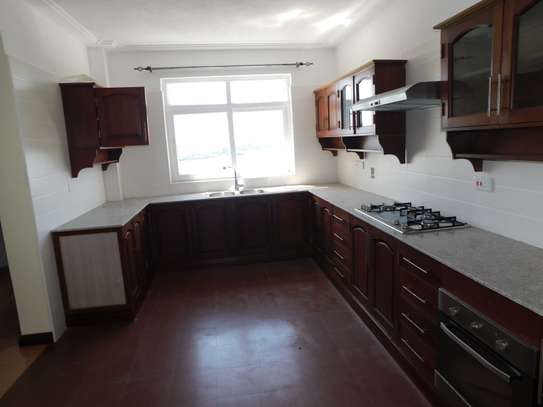 3 Bed Apartment with En Suite in Mkomani image 15