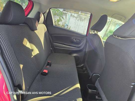 Toyota Vitz Jewela Maroon 2018 image 7