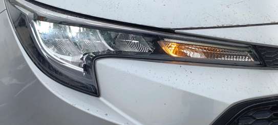Toyota corolla Sport 2019 Silver image 2