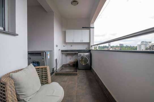 3 Bed Apartment with En Suite in Riverside image 22