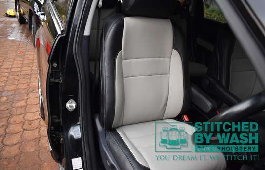 HONDA CRV seats and floor upholstery image 3