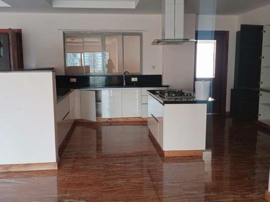 4 Bed Apartment with En Suite in Kileleshwa image 21