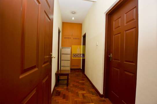 3 bedroom apartment for rent in Kileleshwa image 6