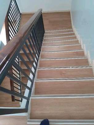 Laminate flooring image 6