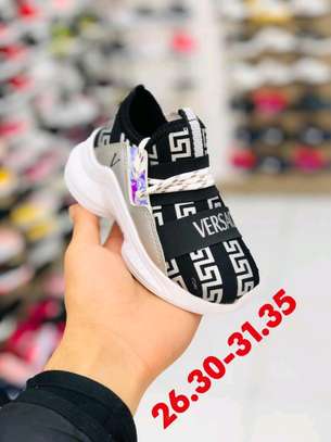 Designer Kids Trendy Sneakers
25 to 35
Ksh.2999 image 1
