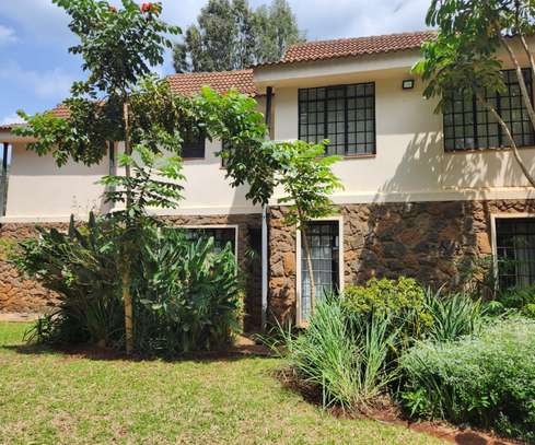 5 Bed House with En Suite in Runda image 6