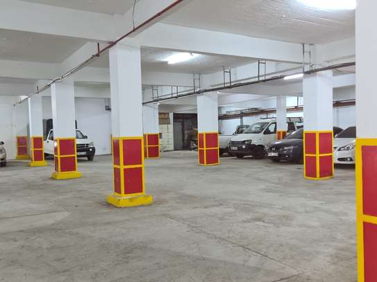 500 ft² Commercial Property with Aircon in Mombasa Road image 3