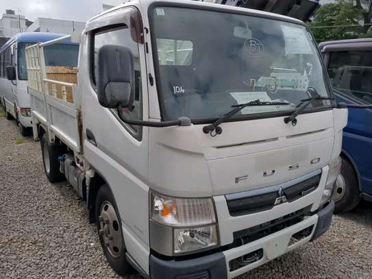 Mitsubishi Fuso flat body image 4