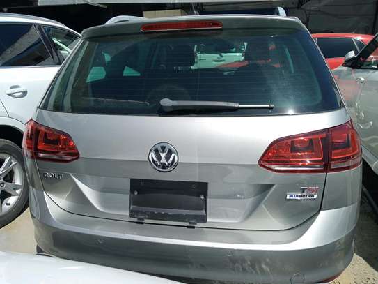 Volkswagen Golf TSI image 3