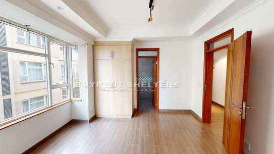 3 Bed Apartment with En Suite at Parklands image 5