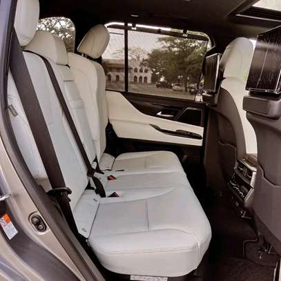 Lexus LX600 2023 Grey Auto petrol image 4