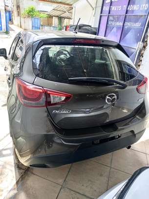 Mazda Demio brown 🟤 image 1