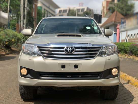 Toyota Fortuner 2014 Gold 3000cc Diesel 7 seater image 1