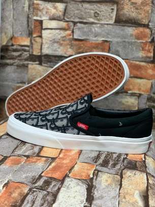 Vans off the wall image 1