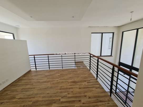 3 Bed Apartment with En Suite at Riverside image 31