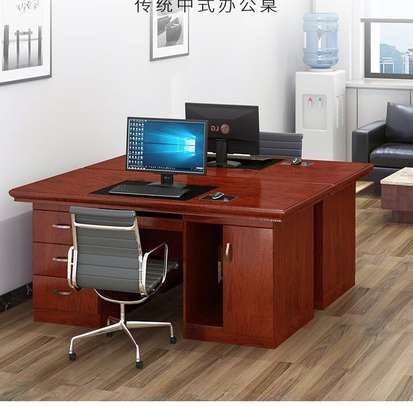 1.4 Meters Executive supervisor's Office Desk image 1