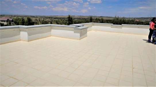 4 bedrooms all en-suite flat-roof maisonettes with SQ image 11