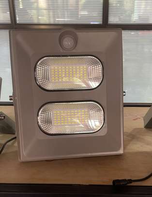 100W Solar Motion Sensor Flood Light image 3