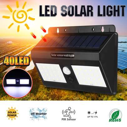 Solar Motion Sensor Light LED lamp image 1