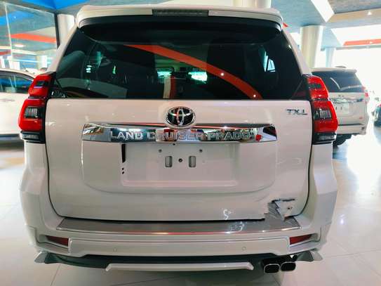 Toyota land cruiser prado Diesel TX-L White 2018 image 11
