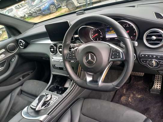 MERCEDES-BENZ GLC 250 2017. image 5