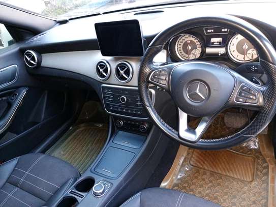 Mercedes Benz CLA180 2015 image 5